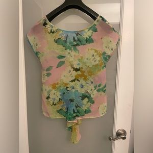 Floral chiffon blouse with back ruffle detailing